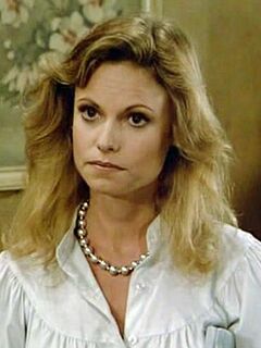 Kay Lenz